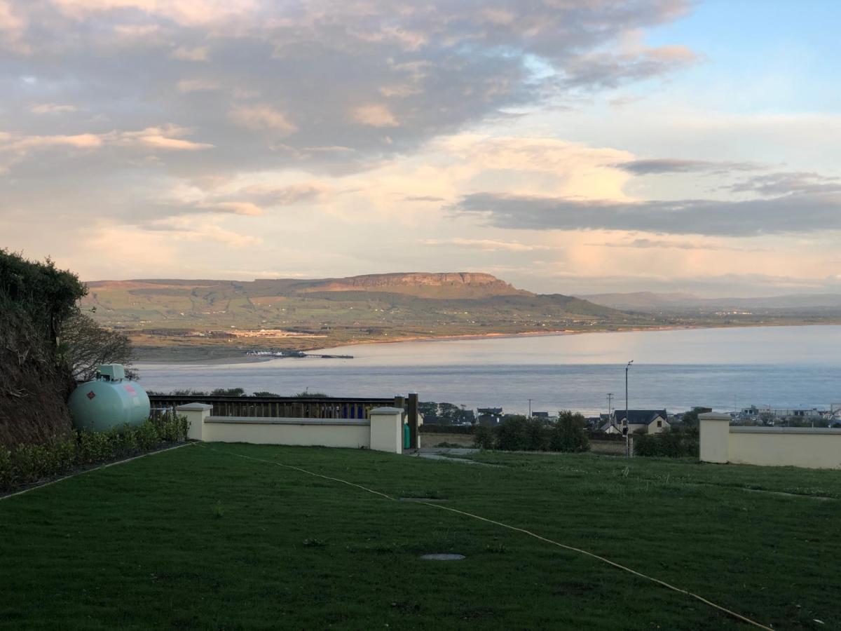 Foyle View Cabin Hotell Greencastle  Exteriör bild