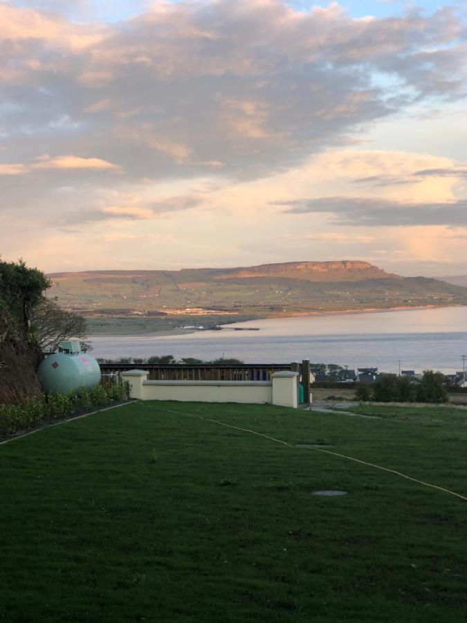 Foyle View Cabin Hotell Greencastle  Exteriör bild